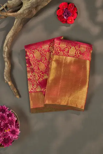 [THOA-MK-037] Rani Pink Paisley Brocade Pure Kanjivaram Silk Saree with Gold Pallu