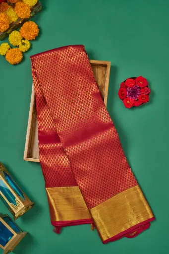 [THOA-MK-008] Crimson Red Diamond Weave Pure Kanjivaram Silk Saree
